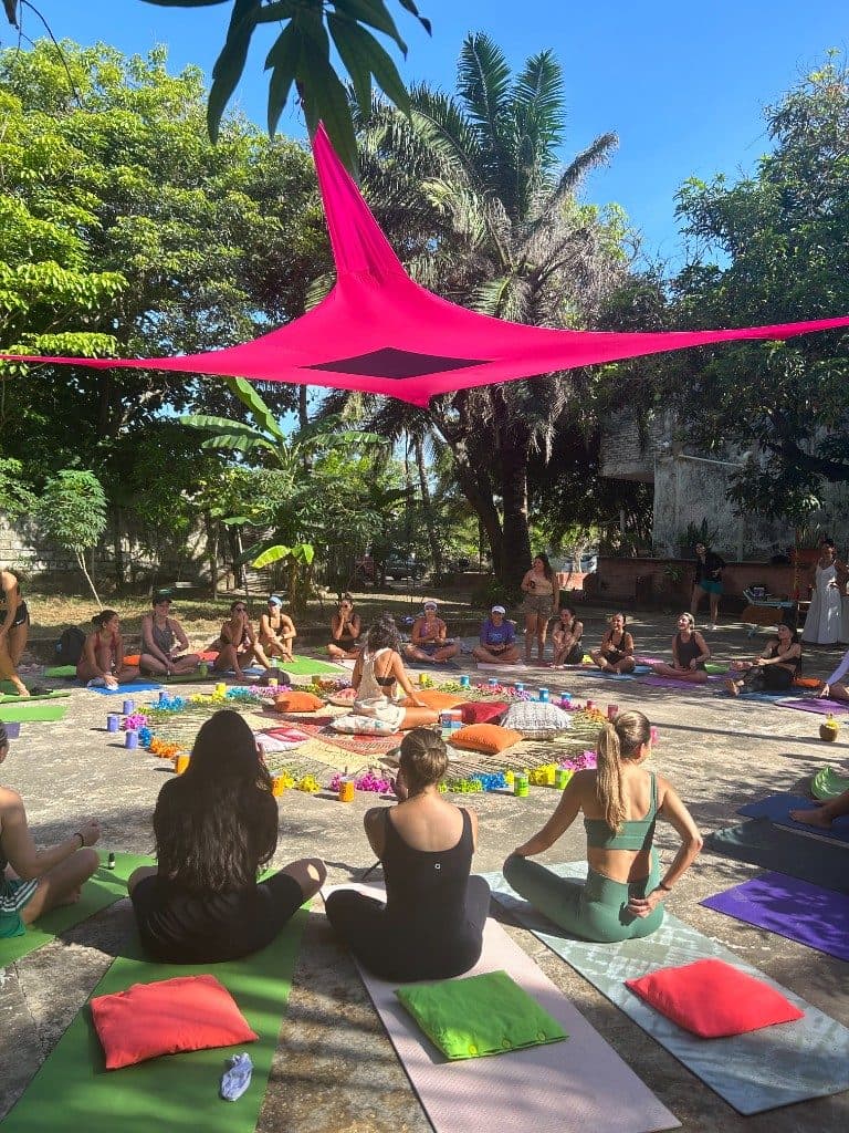 Círculo de trabajo en retiro